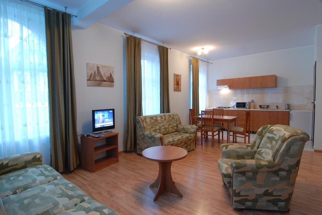 Apartamenty Carmen Szklarska Poręba Rum bild