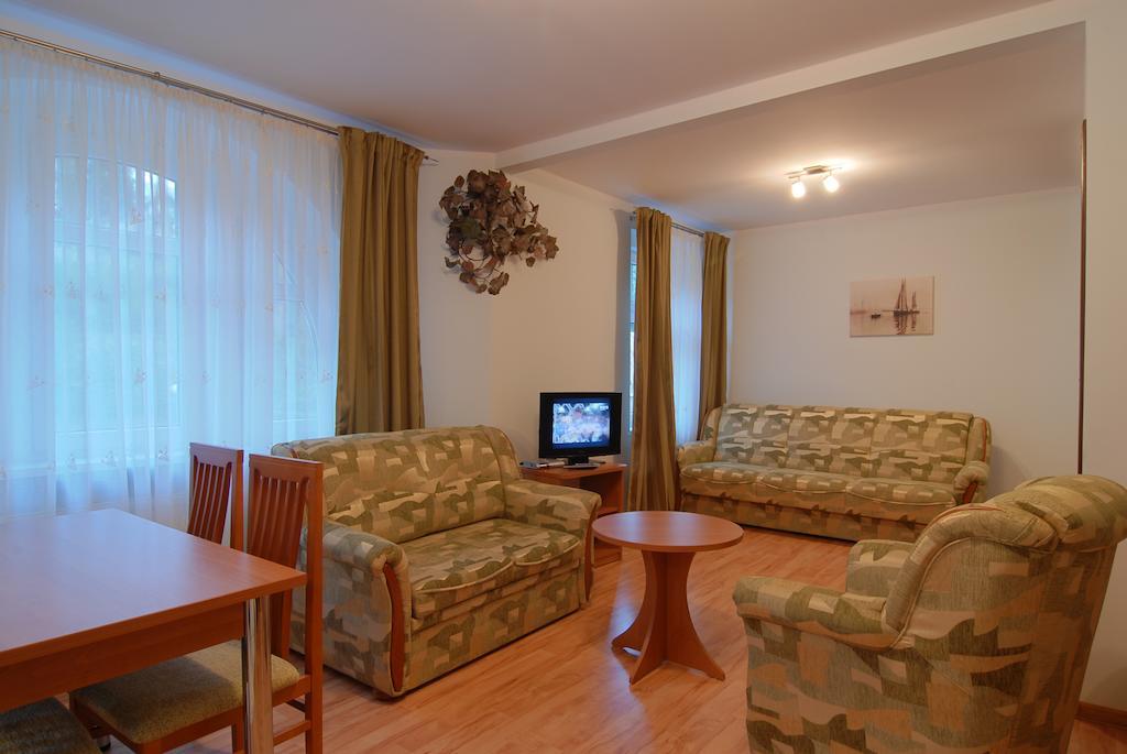 Apartamenty Carmen Szklarska Poręba Rum bild