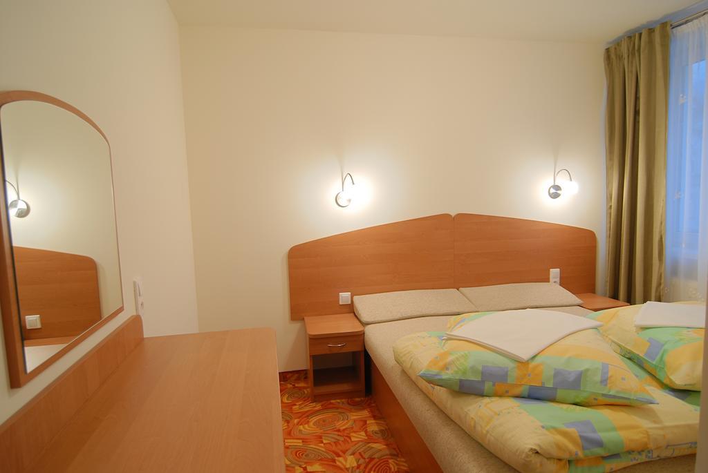 Apartamenty Carmen Szklarska Poręba Rum bild
